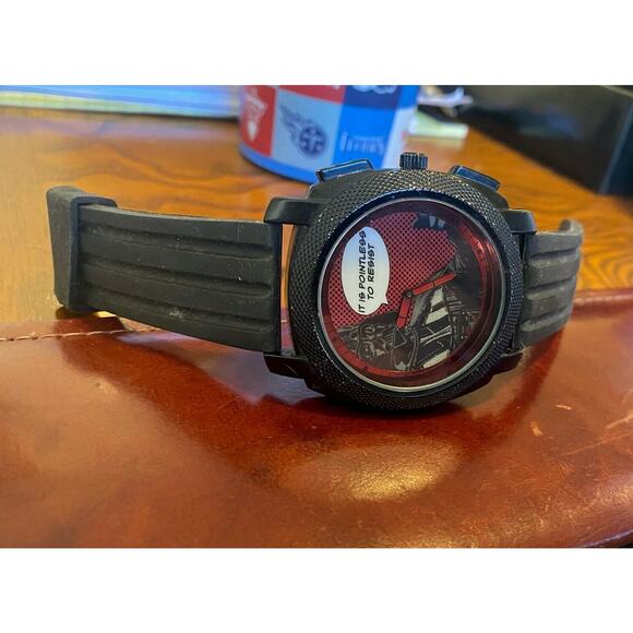 Large 50mm Men's Star Wars Watch, Darth Vader "It is Pointless to Resist" - Picture 1 of 3